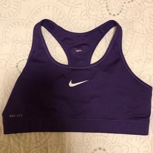 Nike pro sports bra